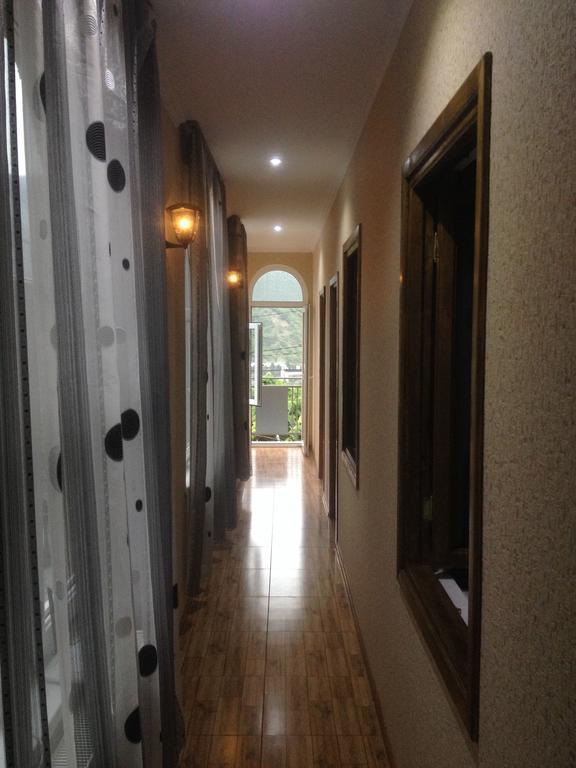 Anastasia Guesthouse Боржоми Екстериор снимка